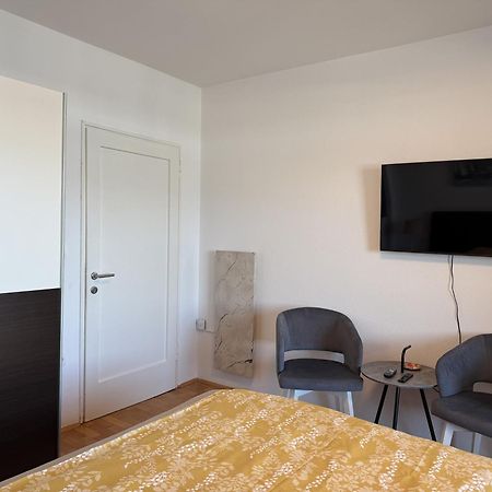 Studio Apartment Harbour Pula Exteriér fotografie