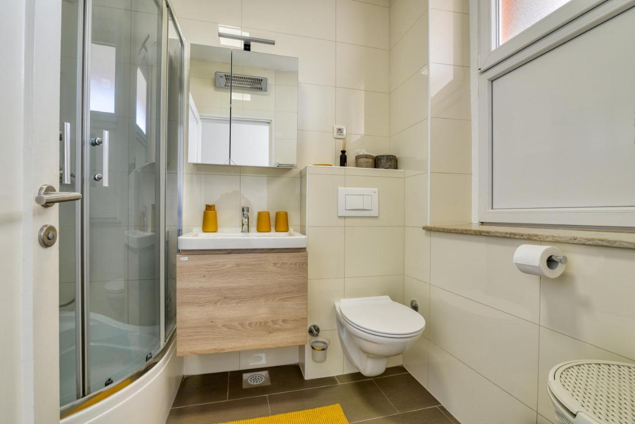 Studio Apartment Harbour Pula Exteriér fotografie