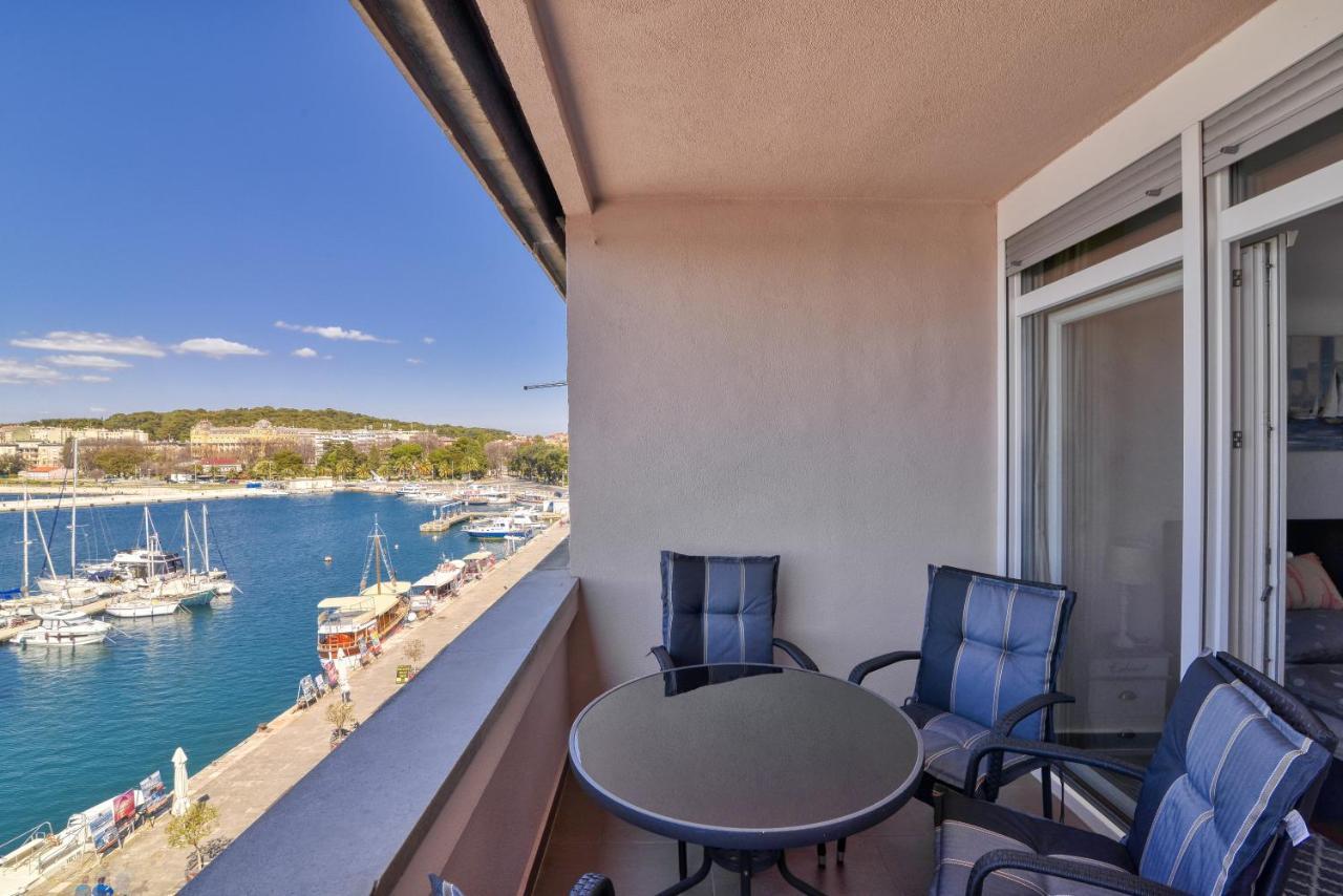 Studio Apartment Harbour Pula Exteriér fotografie